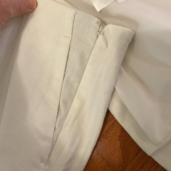 Ann Taylor Herringbone Linen Suit 2 Petite - Picture 4 of 5